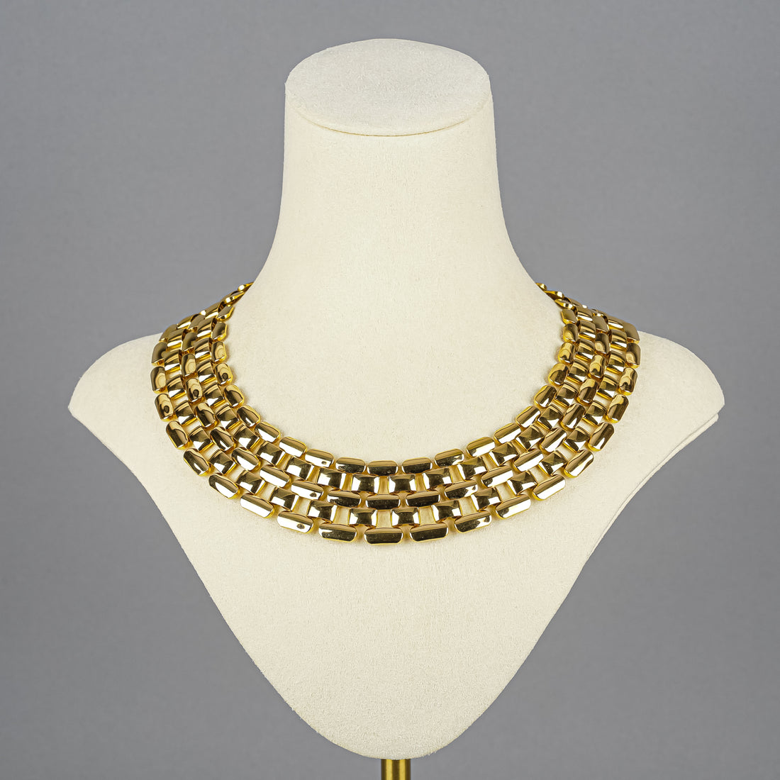 NAPIER Gold Tone Wide Link Collar Necklace