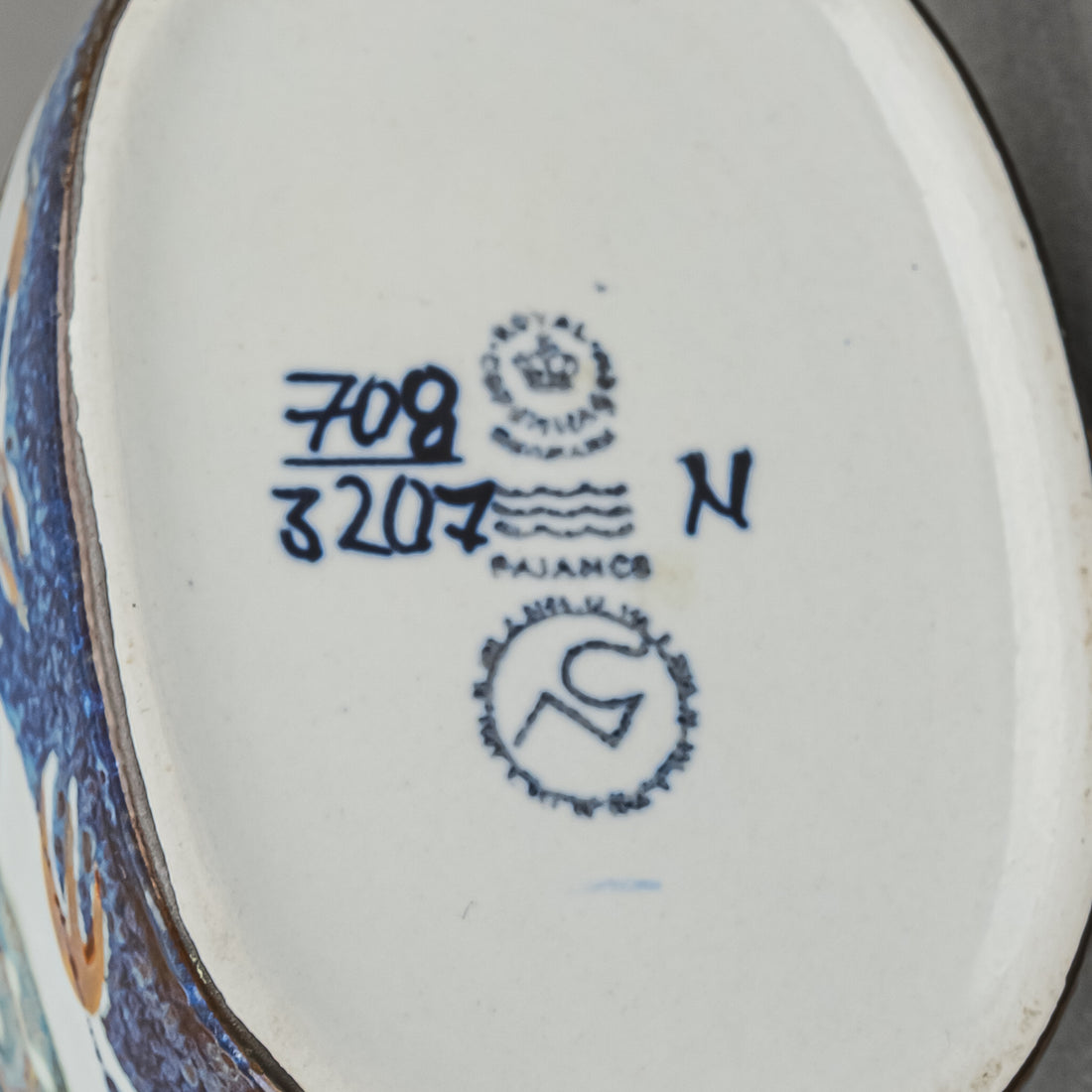 ROYAL COPENHAGEN Nils Thorssen Fajance Birds Vase