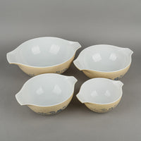 PYREX Homestead Cinderella Mixing Bowl Set Of 4