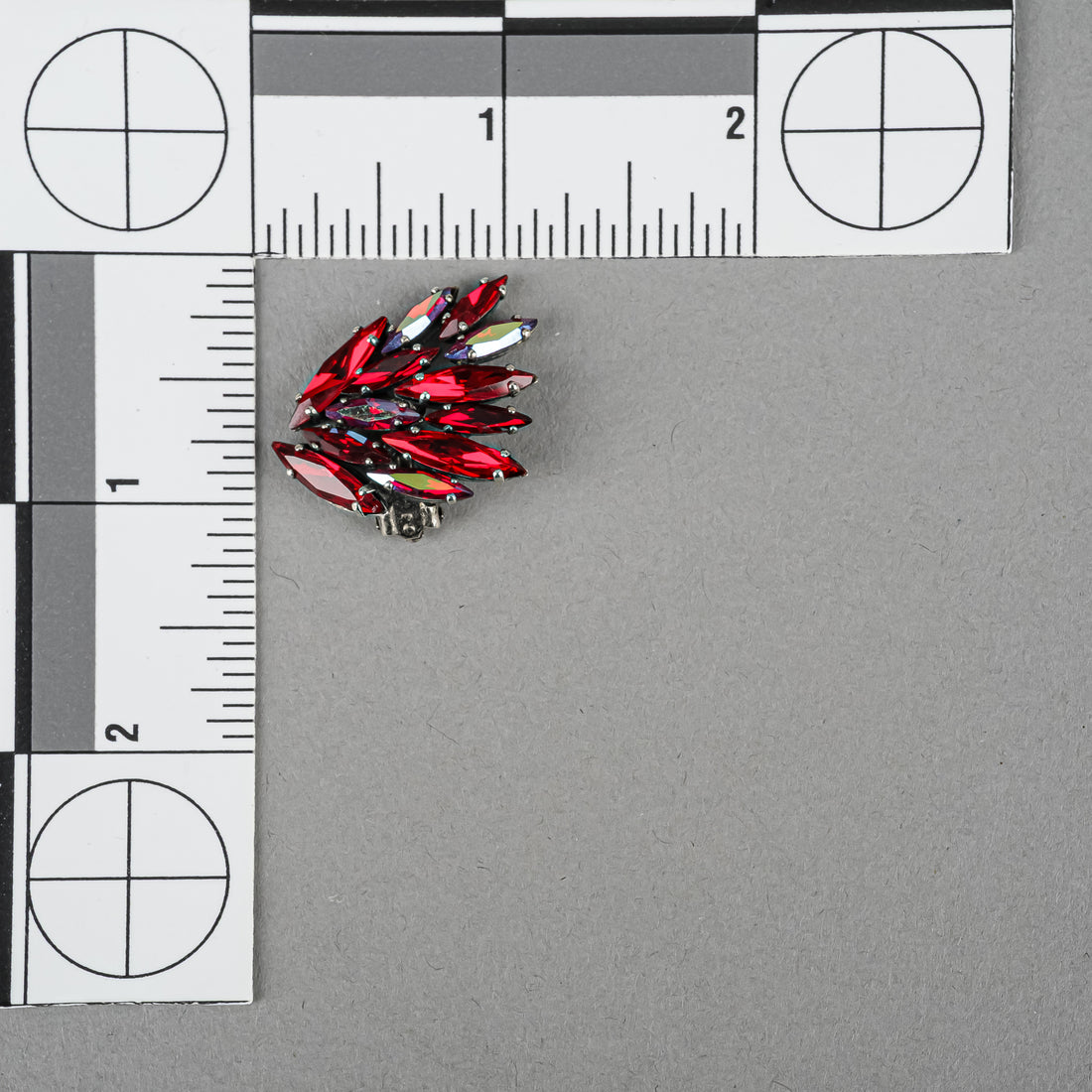 SHERMAN Clips - Red Rhinestone