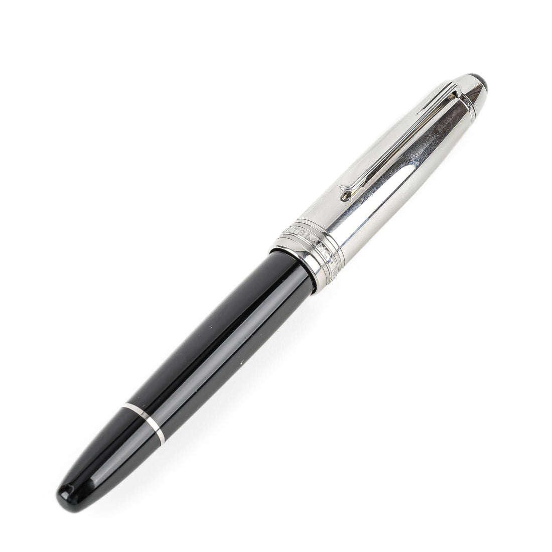 MONTBLANC Meisterstuck Doue Classique Fountain Pen