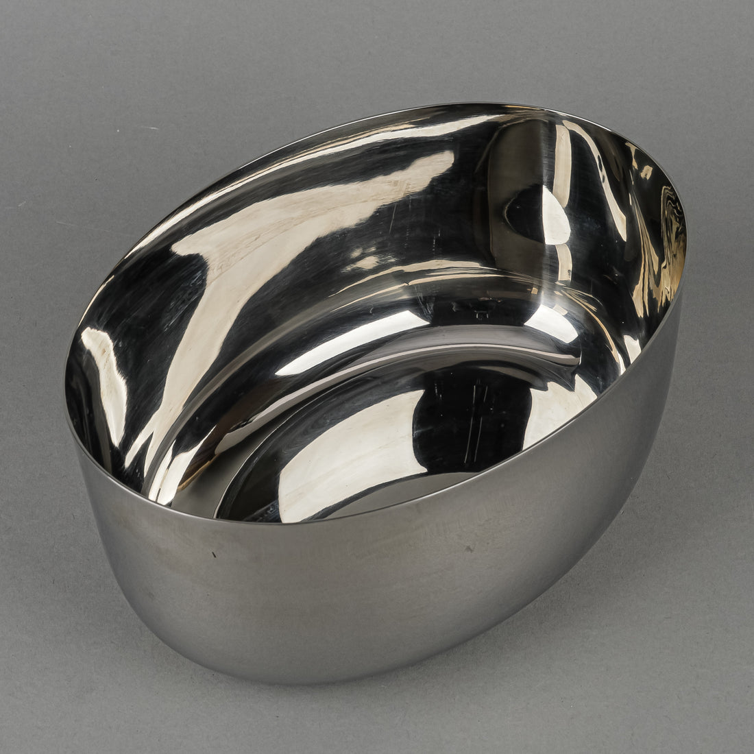 GEORG JENSON Ilse Crawford Polished Chrome Lidded Container