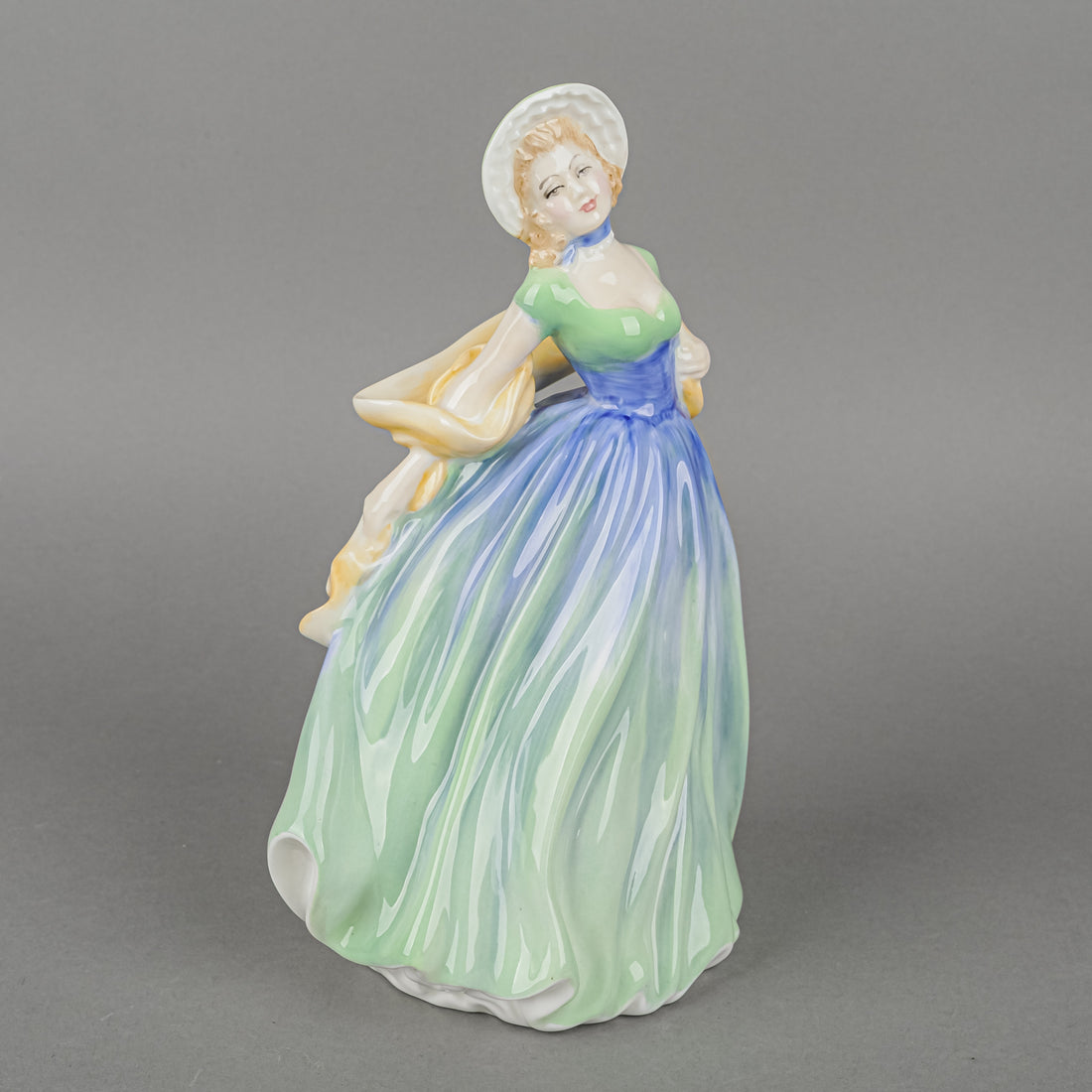 ROYAL DOULTON Figurine Jane HN 3260