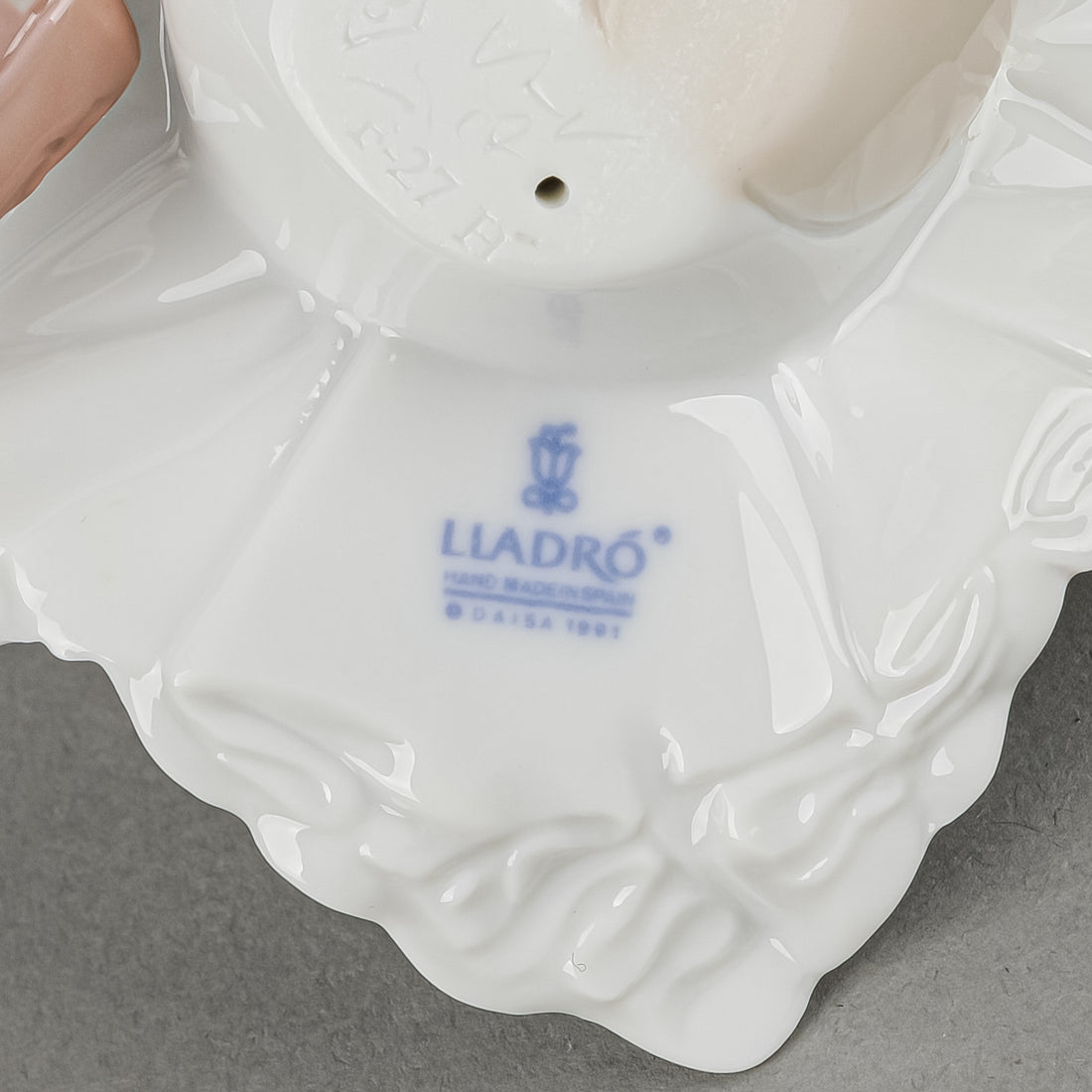 LLADRO Figurine Rose Ballet 5919
