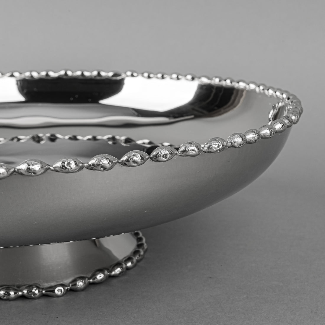 MICHAEL ARAM Molten Bead Footed Bowl