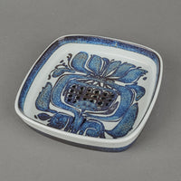 ROYAL COPENHAGEN Marianne Johanson Faience Square Dish 429/2883