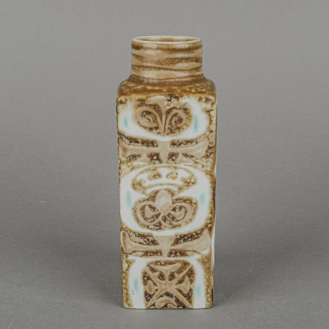 ROYAL COPENHAGEN Nils Thorssen Faience Vase 721/3258