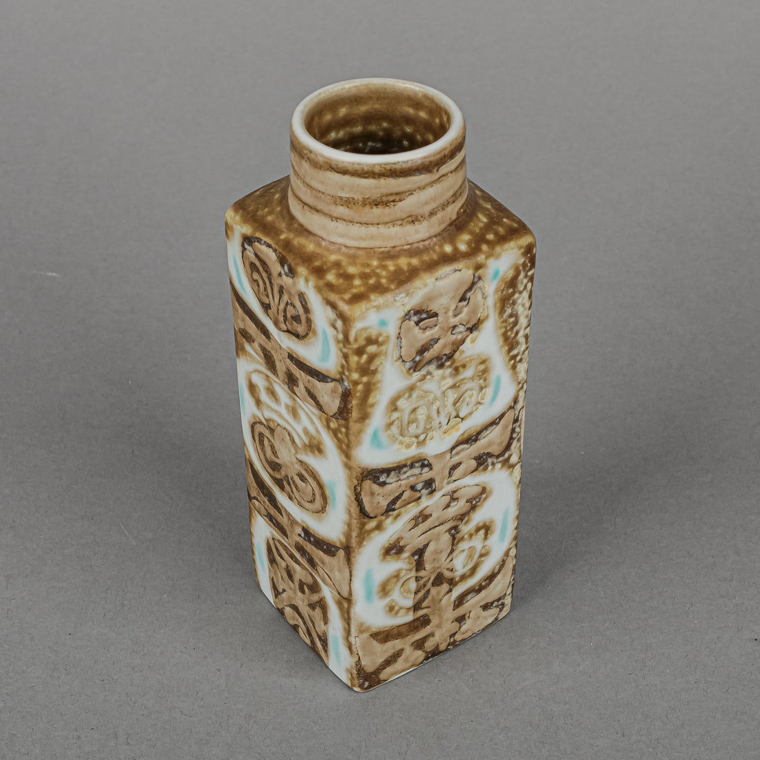 ROYAL COPENHAGEN Nils Thorssen Faience Vase 721/3258