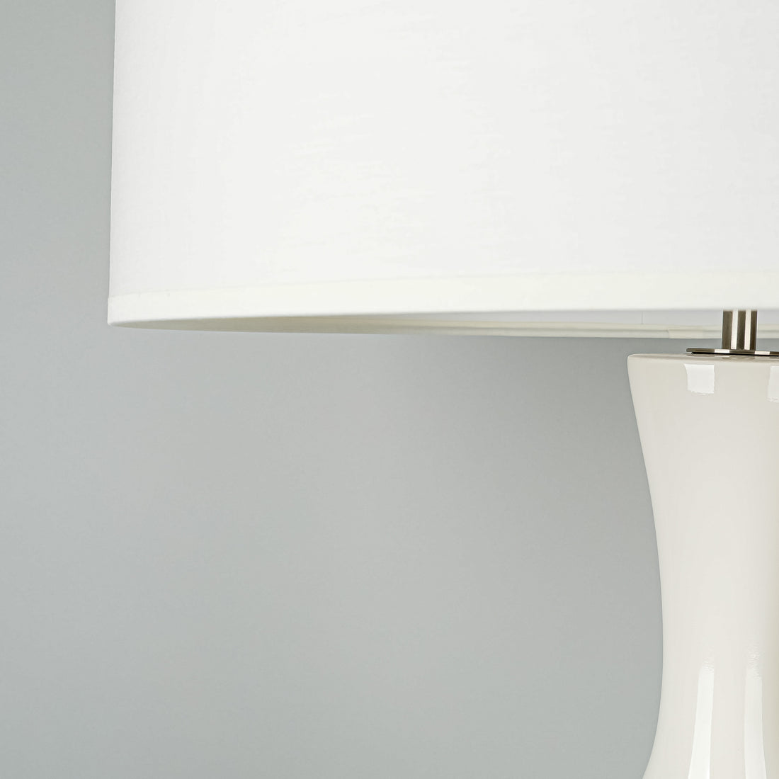 ROBERT ABBEY White Audrey Lamps With Shades Set of 2