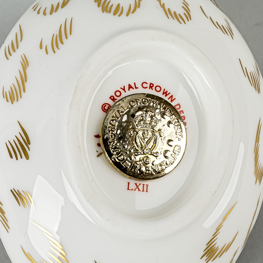 ROYAL CROWN DERBY Paperweight Dappled Quail