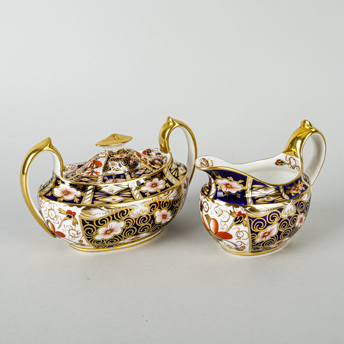 ROYAL CROWN DERBY Traditional Imari 2451 Cream & Covered Sugar - Dublin Shape