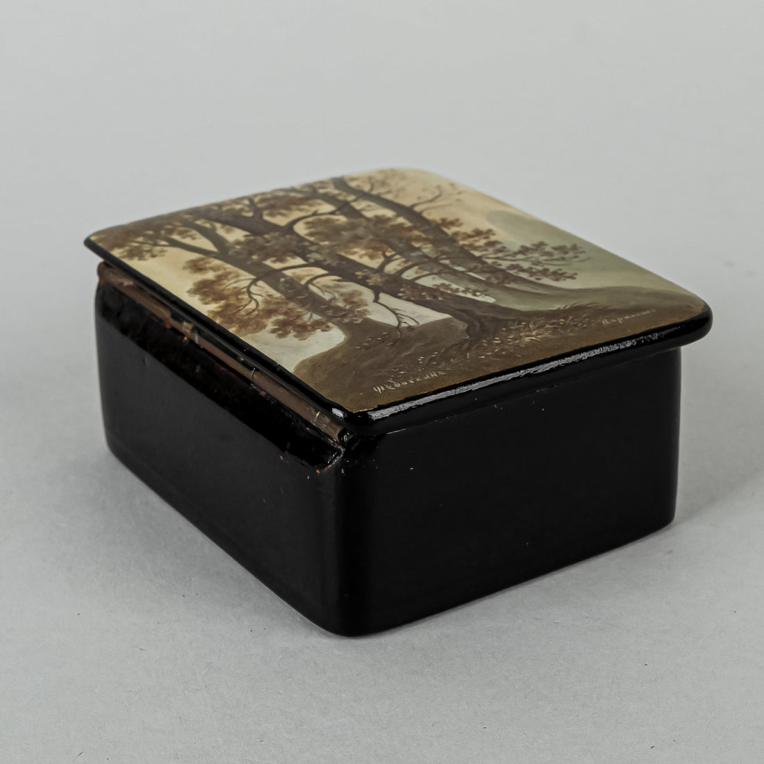 Russian Lacquer Hinge Box - Trees