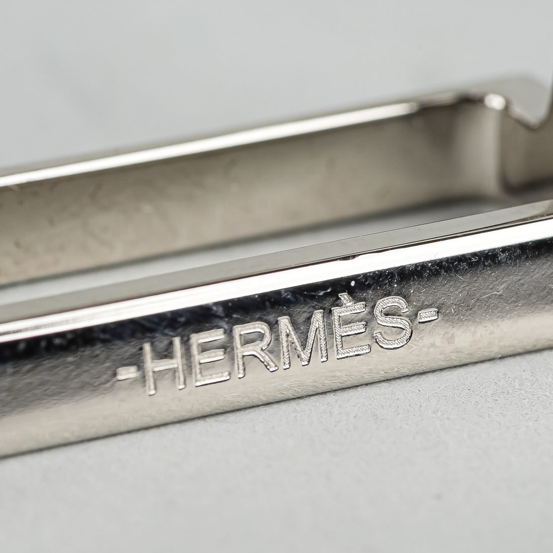 HERMES Etrier Scarf Ring