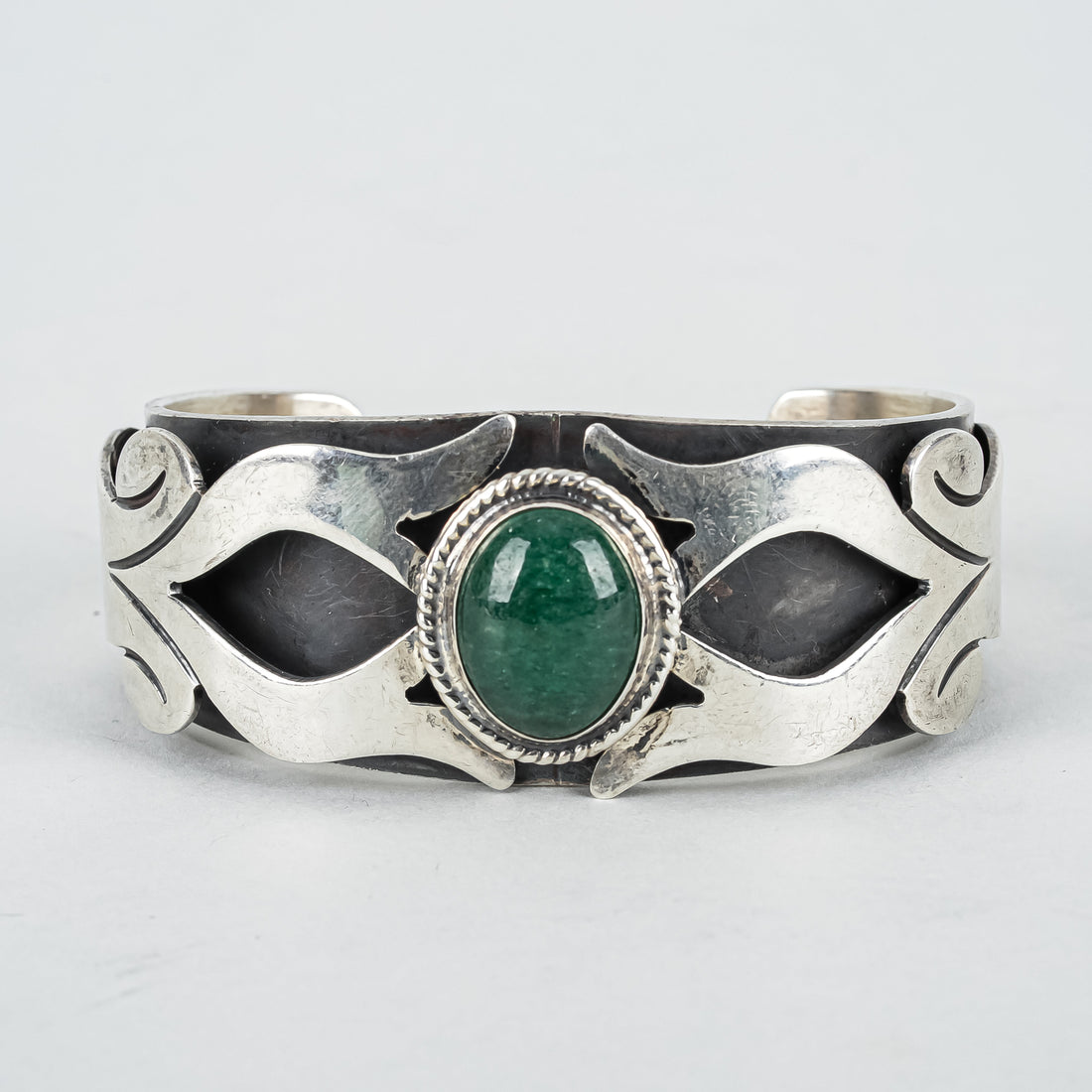 SABINA DAMIAN Sterling Green Aventurine Cab Cuff Bracelet