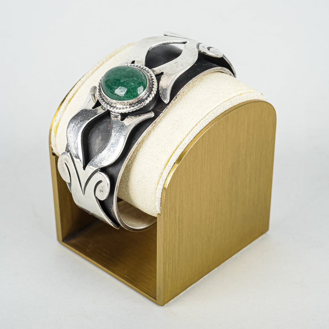 SABINA DAMIAN Sterling Green Aventurine Cab Cuff Bracelet