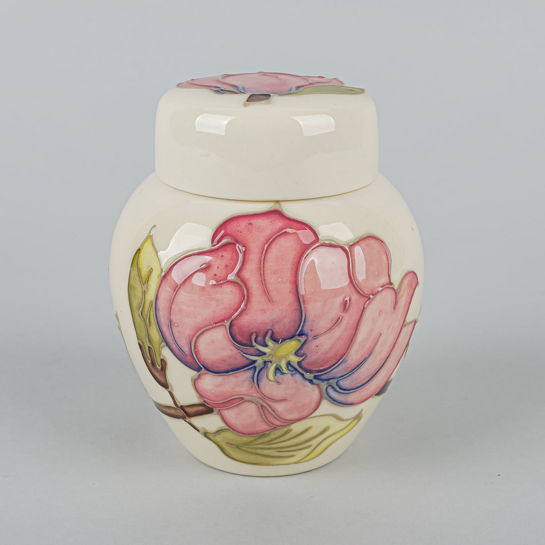 MOORCROFT Magnolia Cream Ground Lidded Ginger Jar