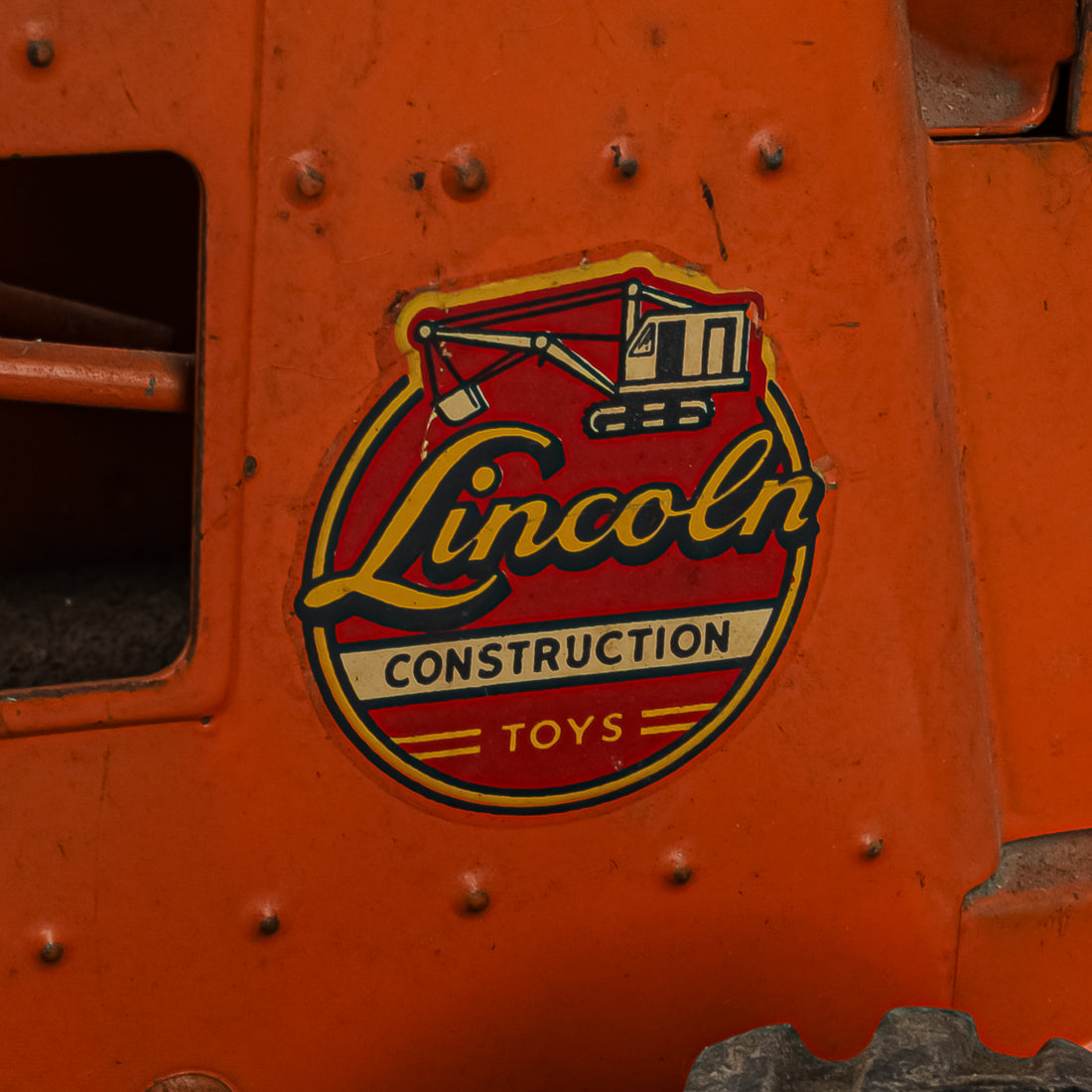 LINCOLN TOYS Canada Pressed Metal Road Grader