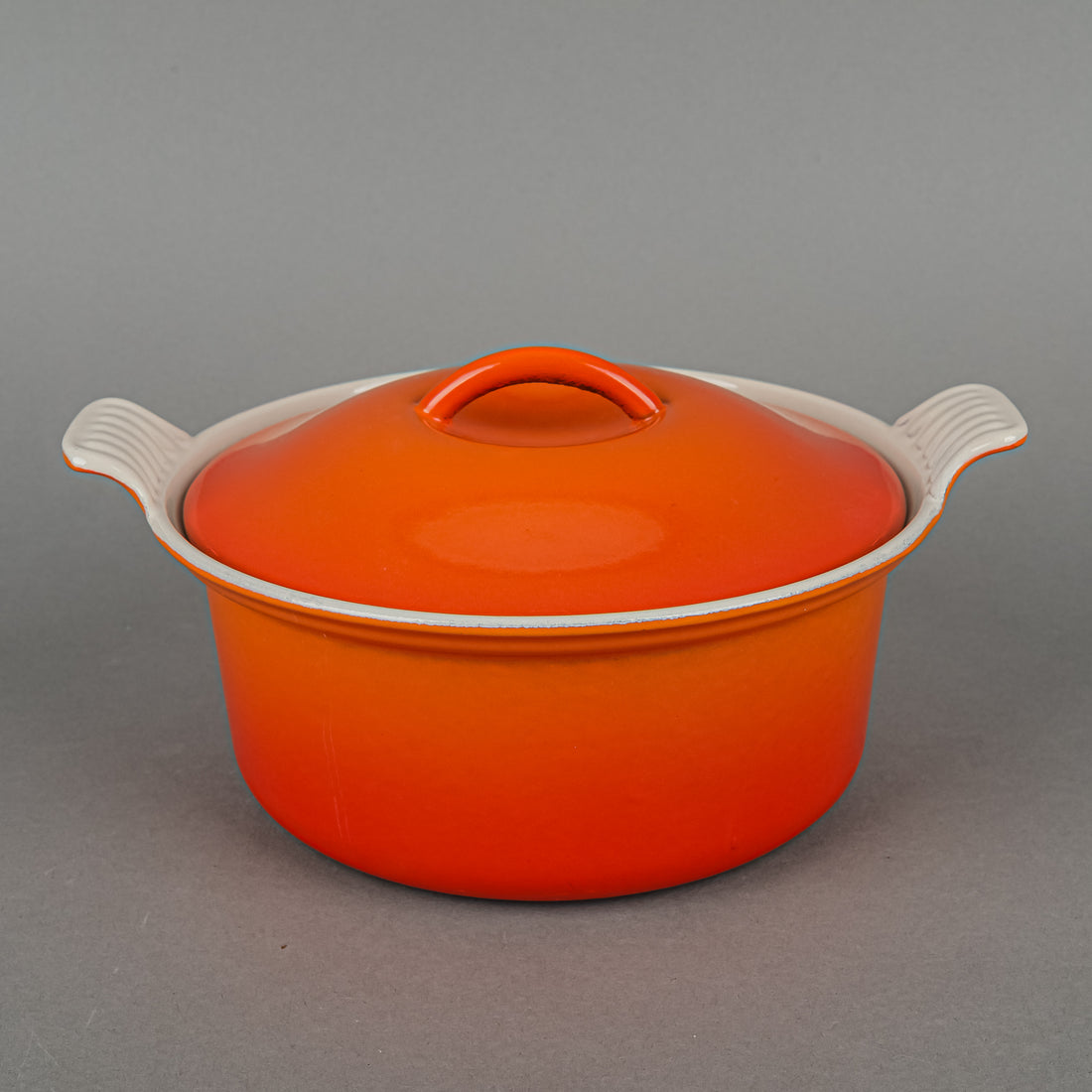 LE CREUSET Enamel Cast Iron Round Casserole 18cm Orange