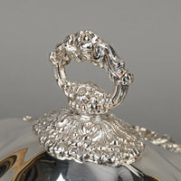 LIPMAN BROS Old English Reproduction Silverplate Covered Entree Dish