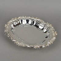 LIPMAN BROS Old English Reproduction Silverplate Covered Entree Dish