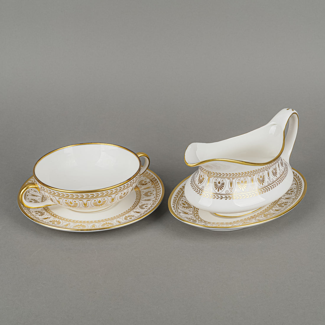 CROWN STAFFORDSHIRE Gold Victoria A155882 11 Place Settings Plus Extras
