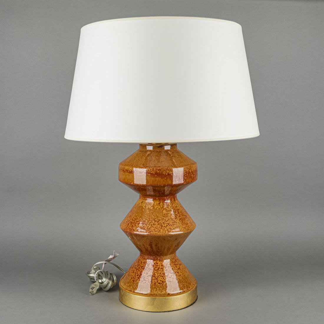 VISUAL COMFORT Brown Weller Lamp With Shade