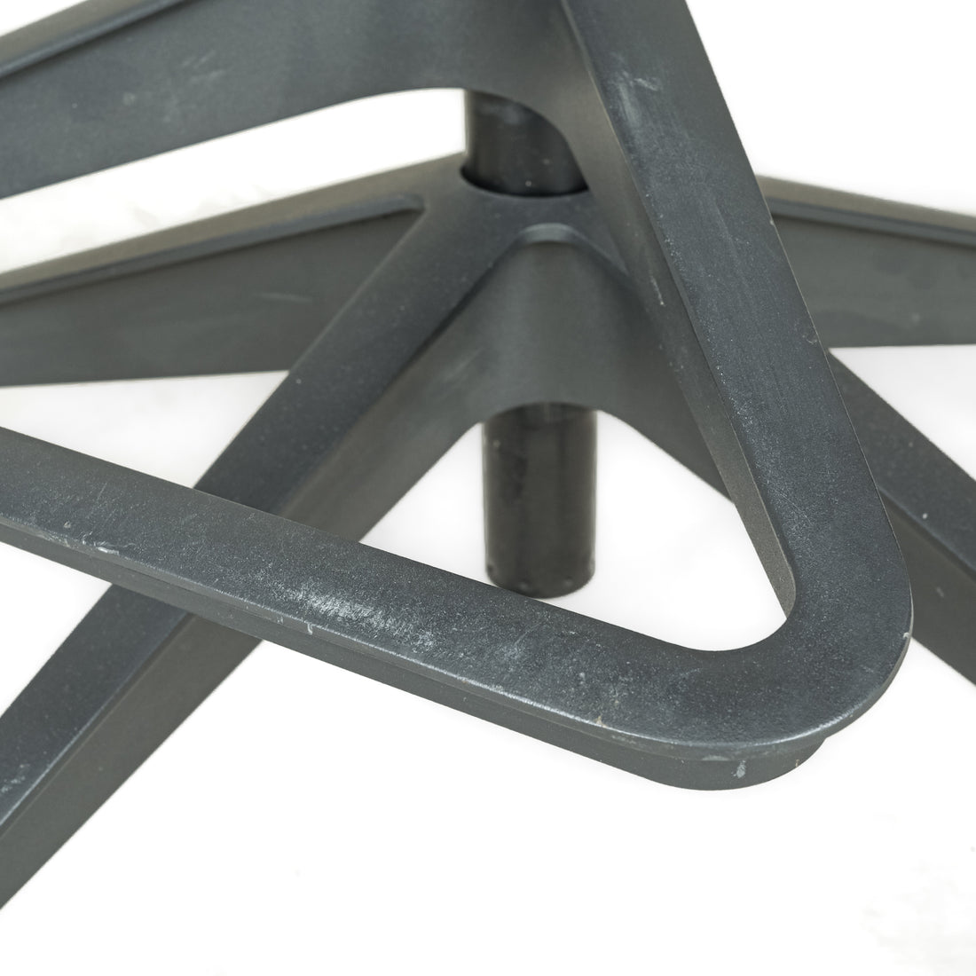 HERMAN MILLER Setu Task Chair Graphite