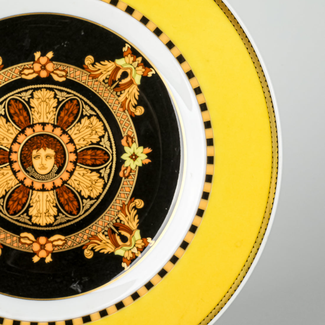 ROSENTHAL VERSACE Barocco Wall Plate