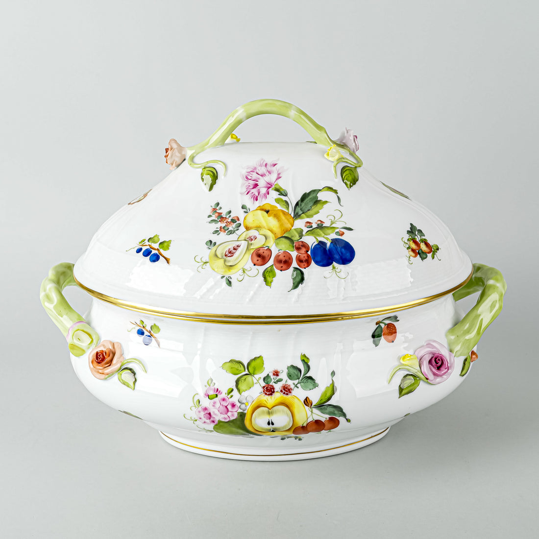 HEREND Fruits & Flowers Covered Tureen w/Branch Knob 1002