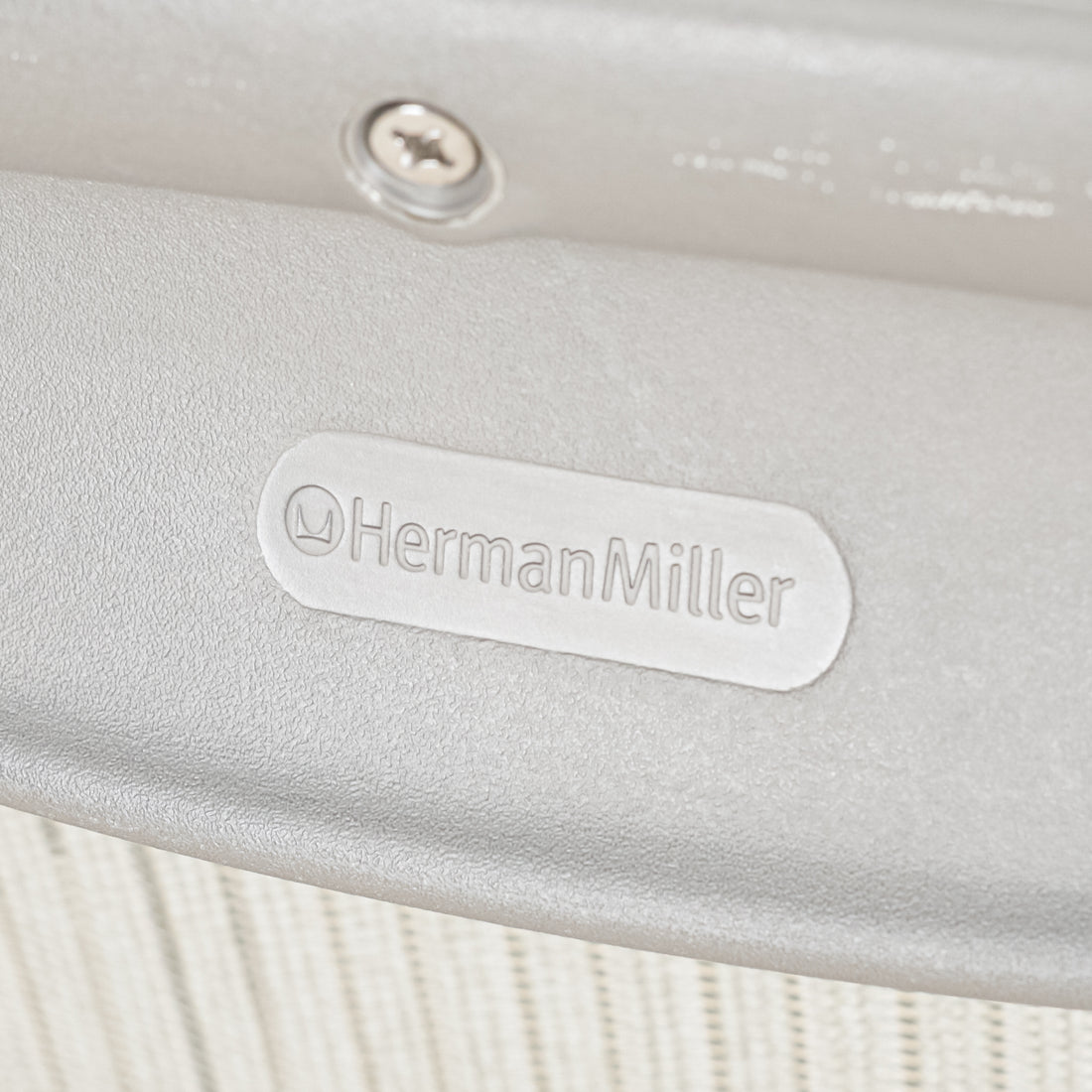 HERMAN MILLER Aeron Visitor Chair Grey