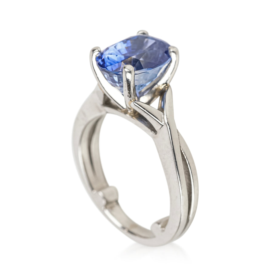 18K White Gold Oval Blue Sapphire Solitaire Ring