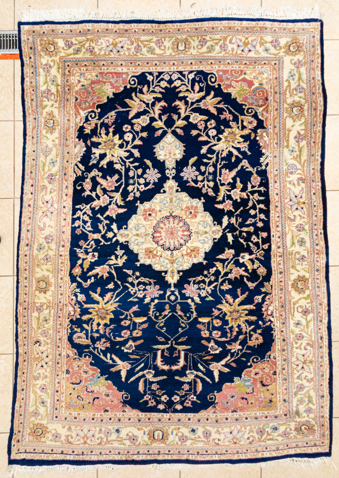 Hand Knotted Wool Persian Style Full Pile Rug 103"x66"
