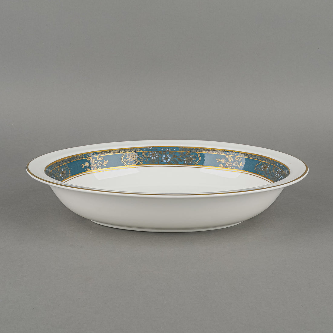 ROYAL DOULTON Carlyle Oval Serving Bowl