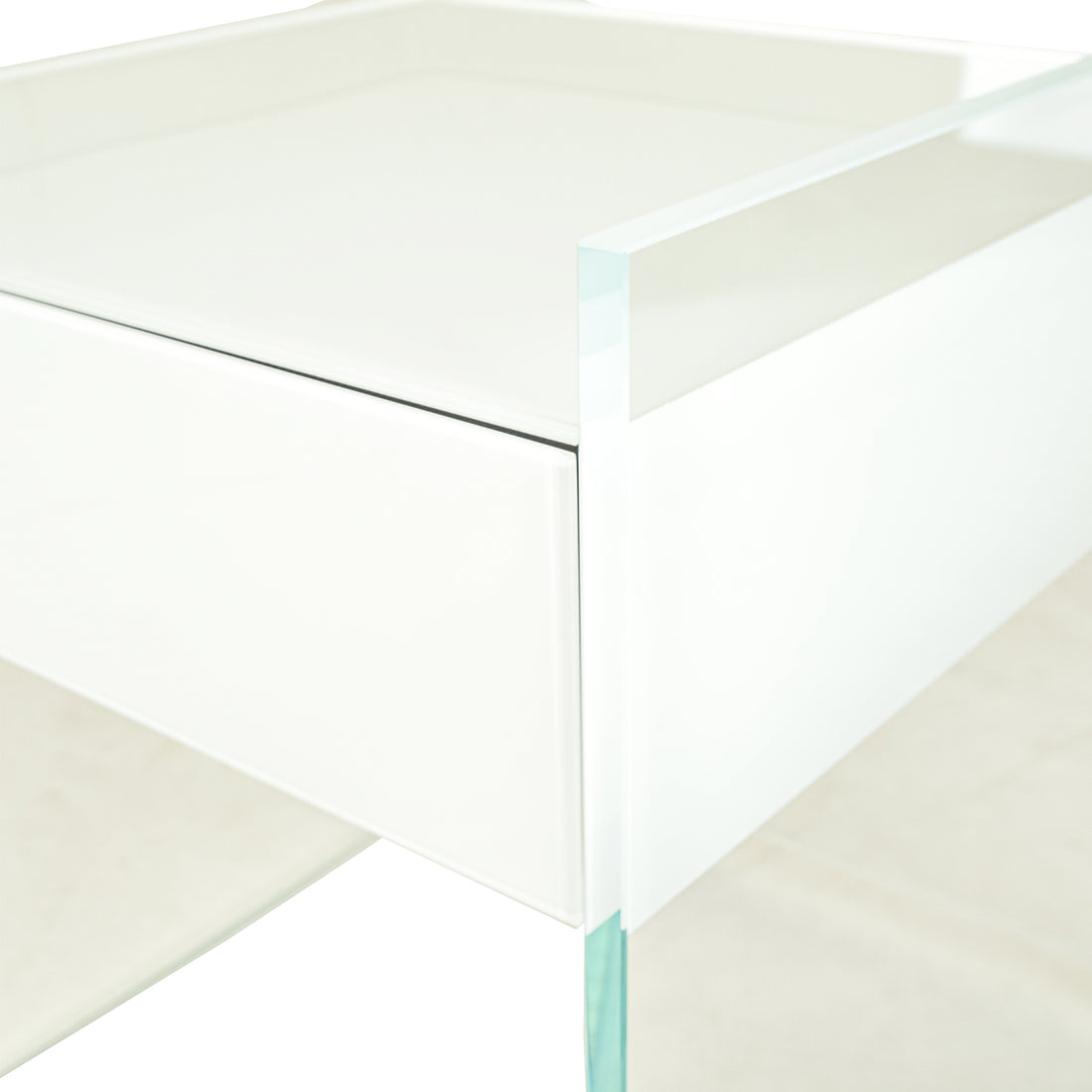 PAIR GLAS ITALIA Float End Tables