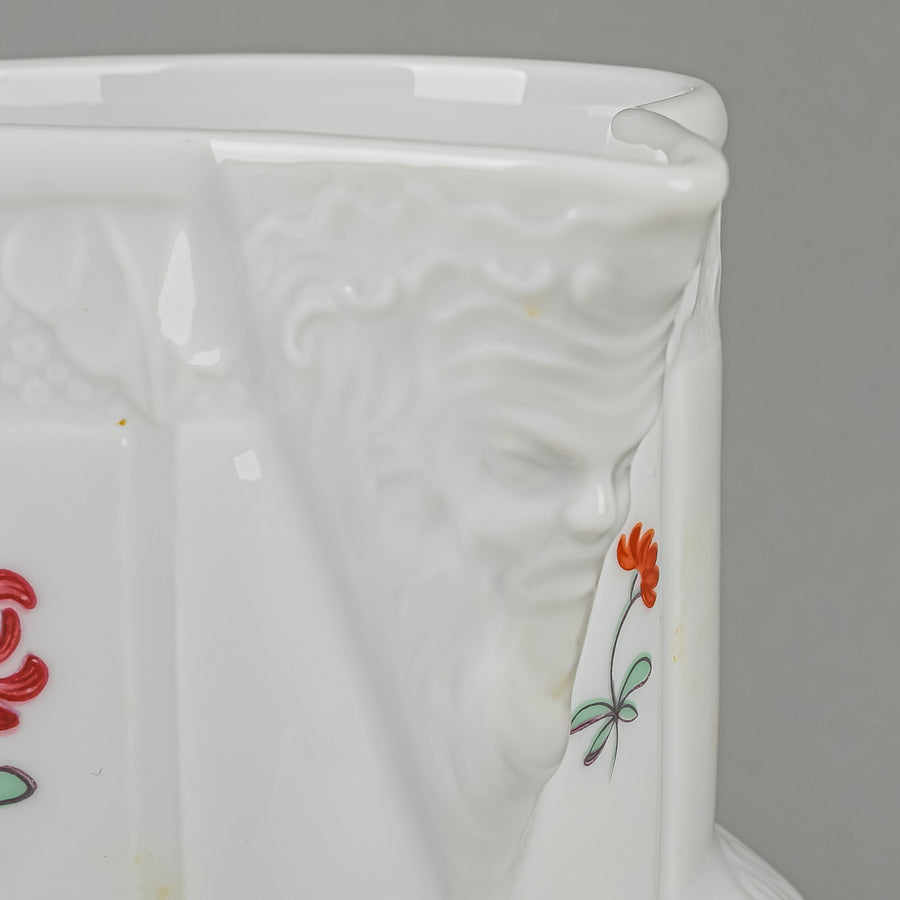 VISTA ALEGRE Mottahedeh Worcester Jug