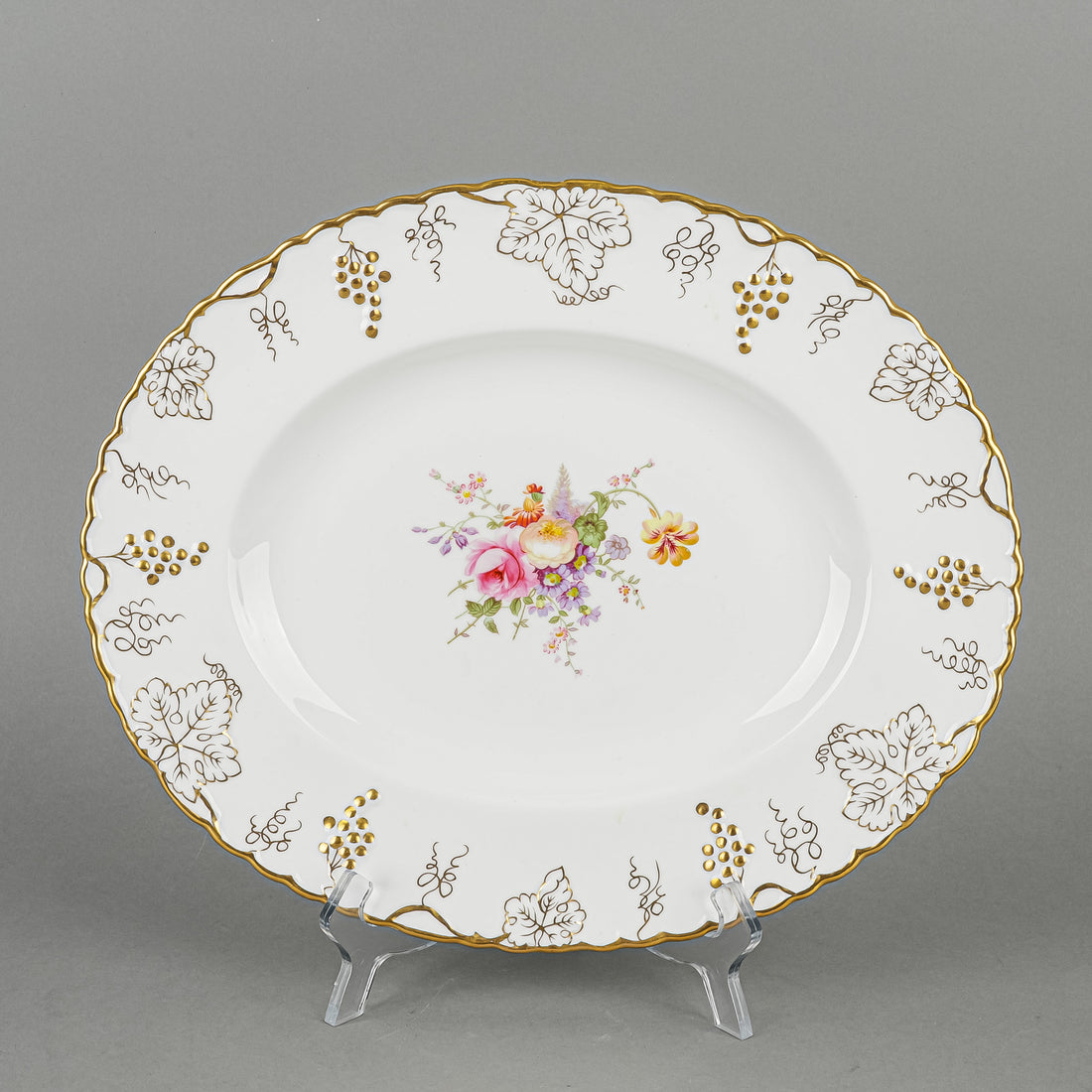 ROYAL CROWN DERBY A929 Vine Ellis Spray Platter