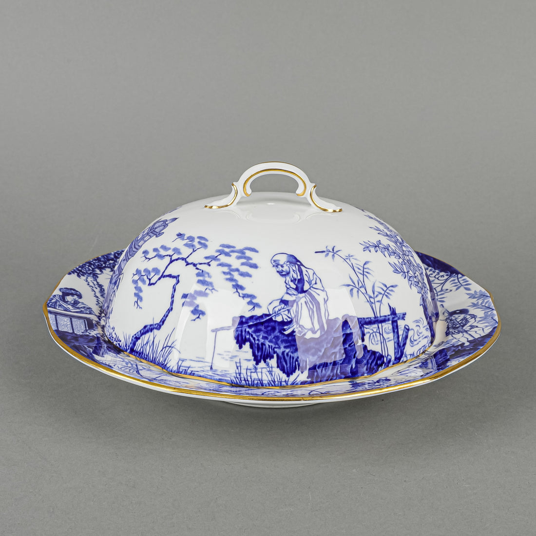ROYAL CROWN DERBY Mikado Covered Muffin Dish