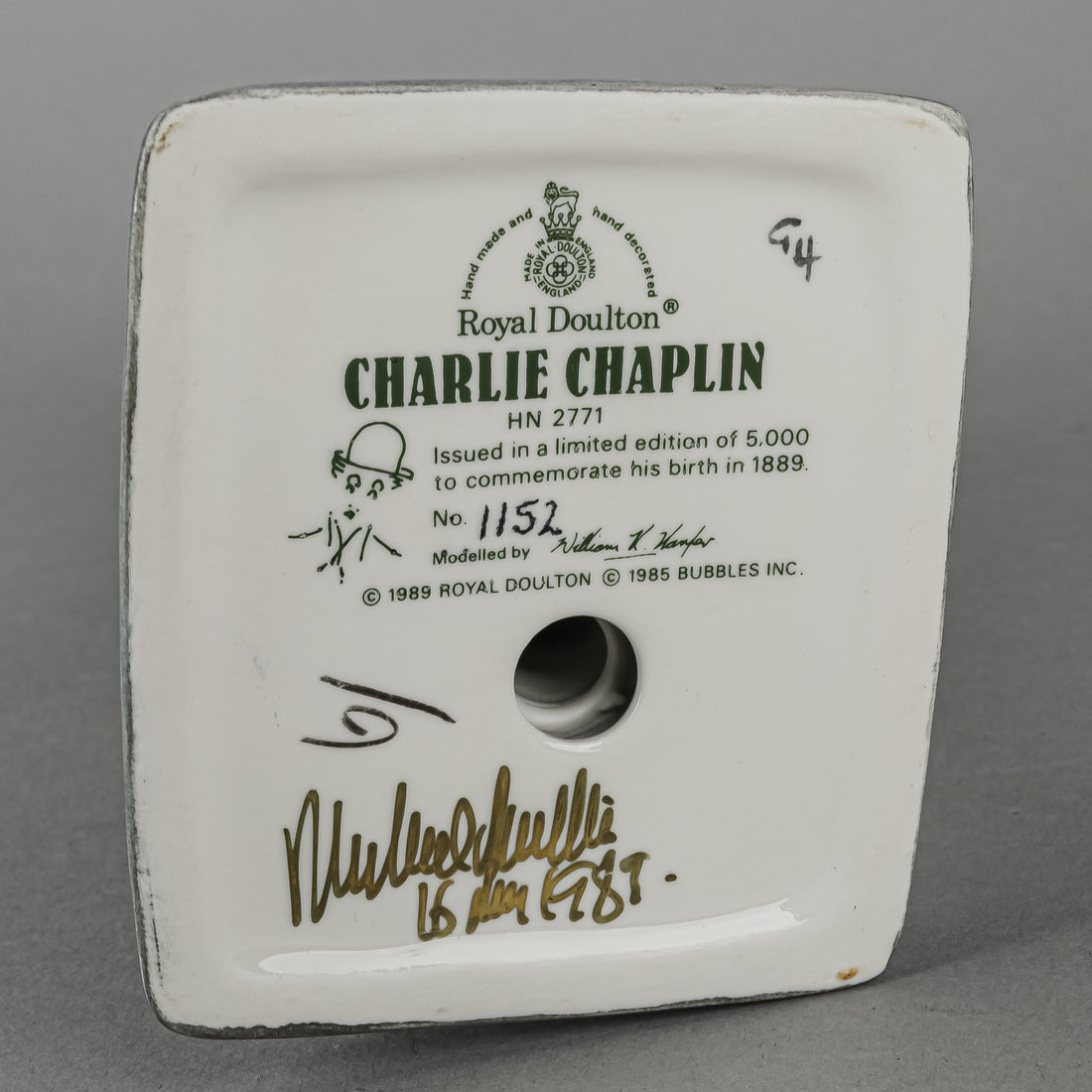 ROYAL DOULTON Figurine Charlie Chaplin HN 2771