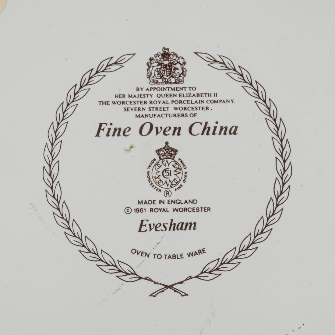 ROYAL WORCESTER Evesham Round Covered Casserole