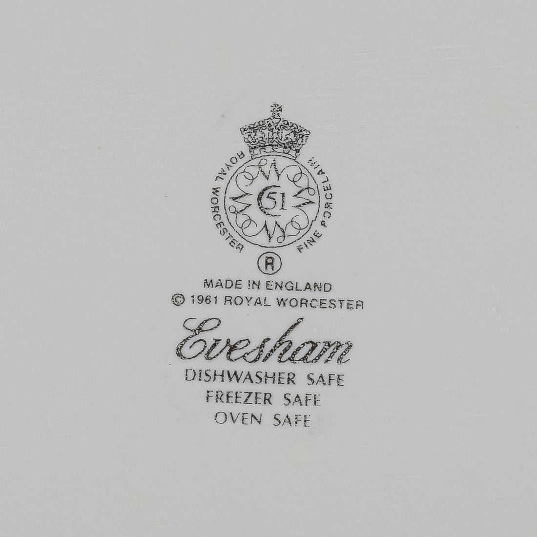 ROYAL WORCESTER Evesham Au Gratin Dish
