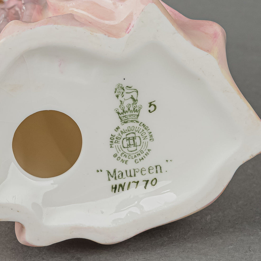 ROYAL DOULTON Figurine Maureen HN 1770