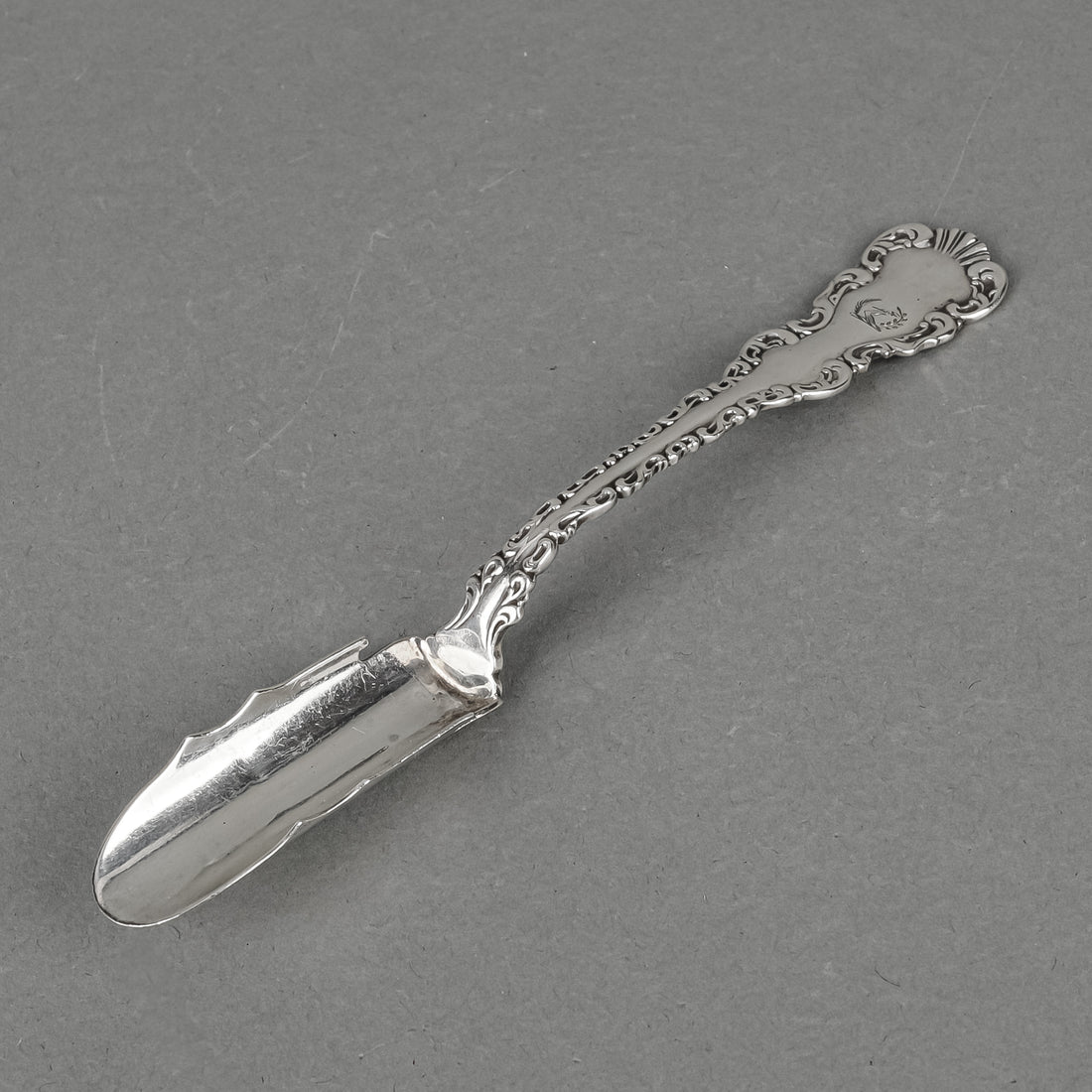 P W ELLIS & CO Louis Sterling Cheese Scoop