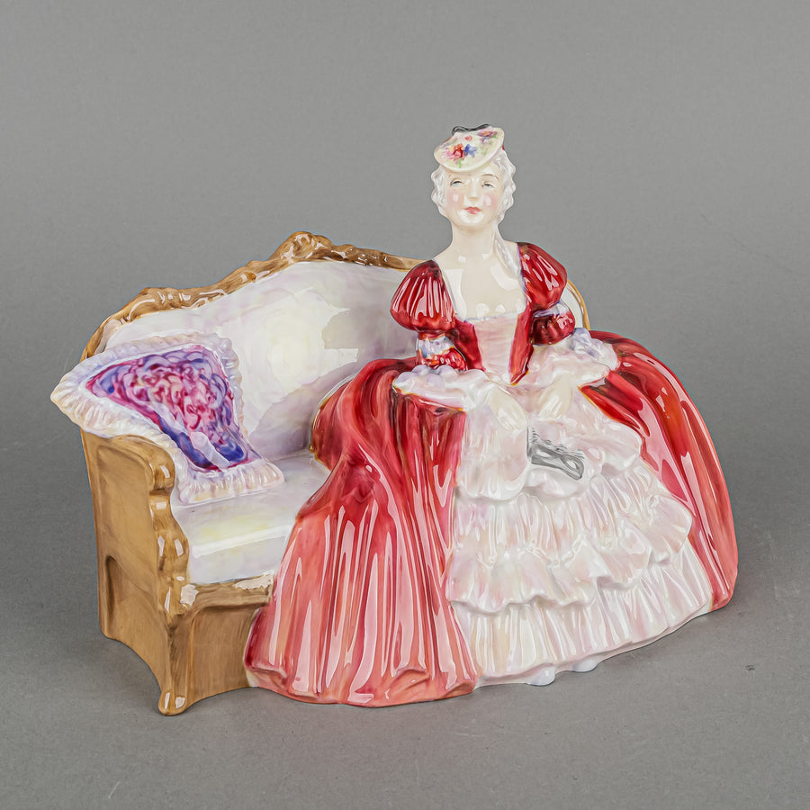 ROYAL DOULTON Fig Belle O' The Ball HN 1997