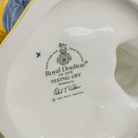 ROYAL DOULTON Figurine Teeing Off HN 3276