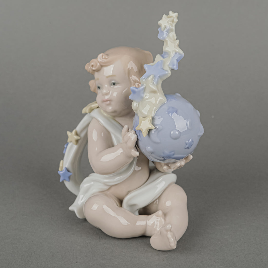 LLADRO Figurine A New Beginning 6831