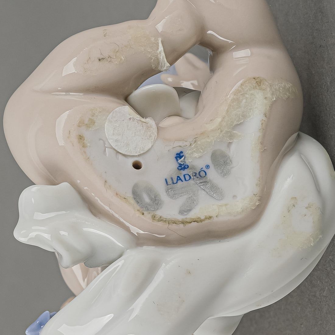 LLADRO Figurine A New Beginning 6831