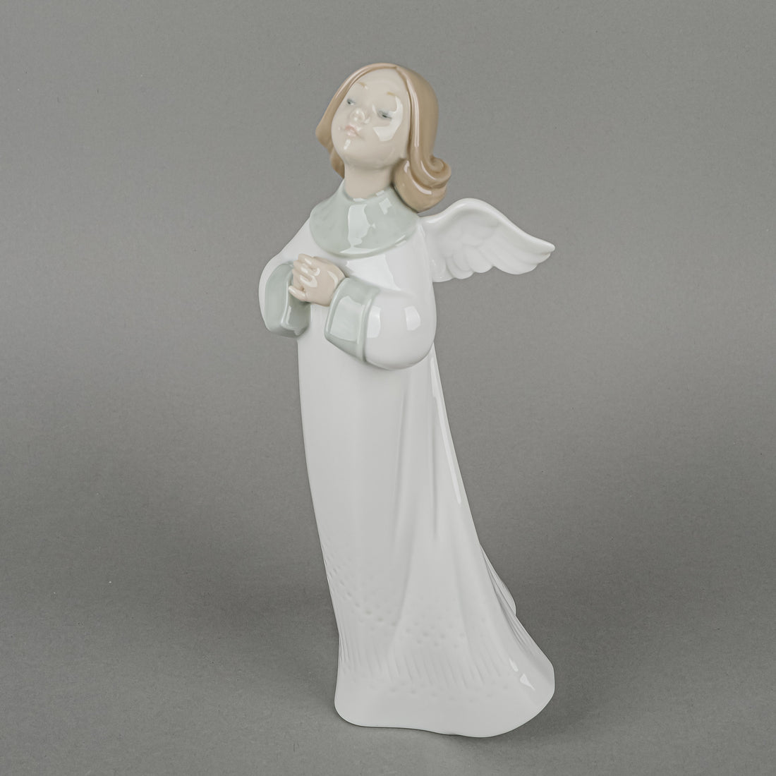 LLADRO Figurine An Angels Wish 6788