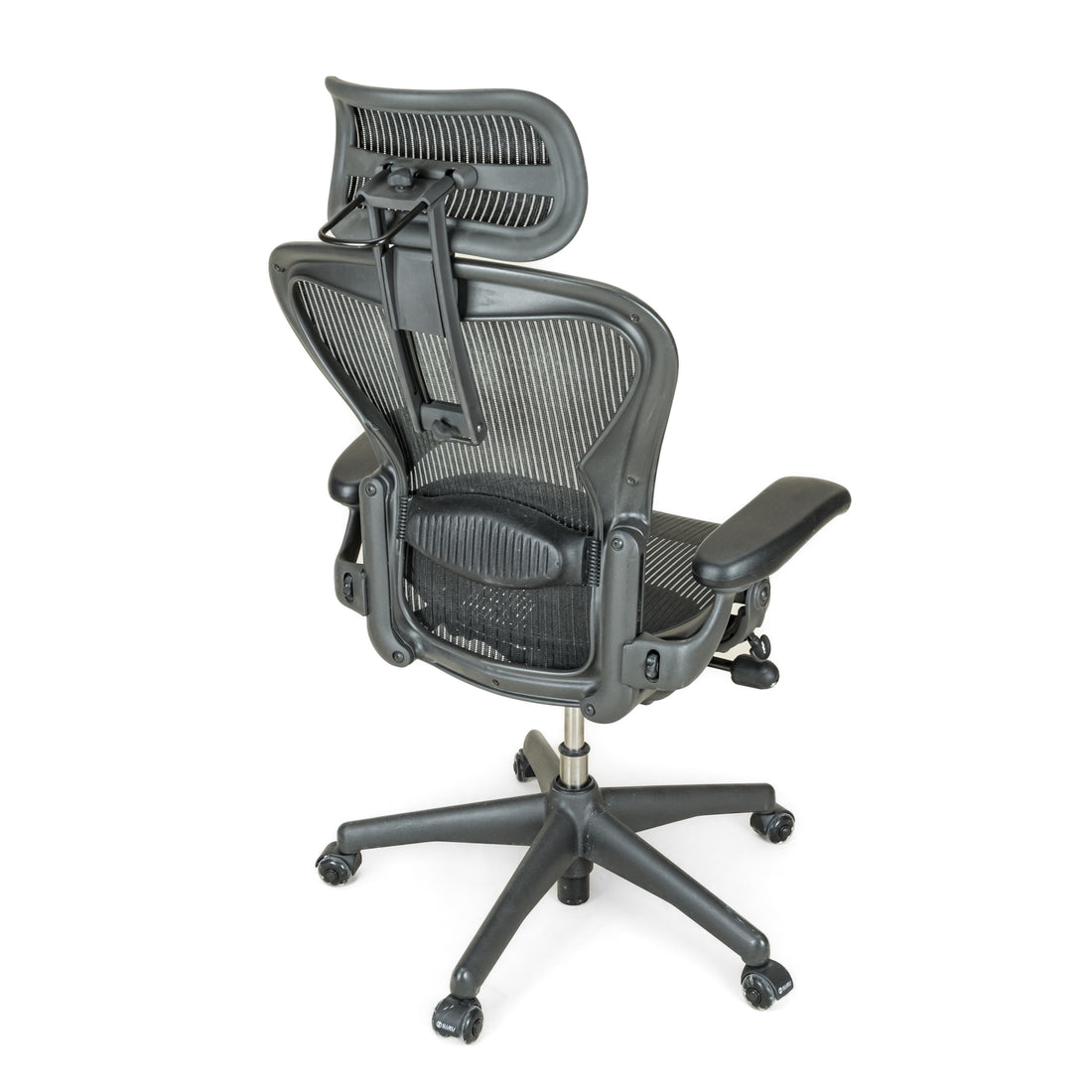 HERMAN MILLER Aeron Chair With Headrest