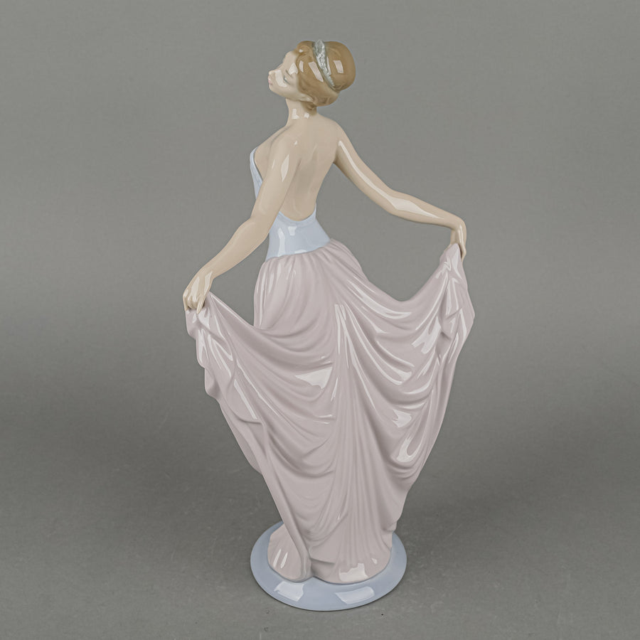 LLADRO Figurine Dancer 5050