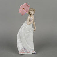 LLADRO Figurine Afternoon Promenade 7636